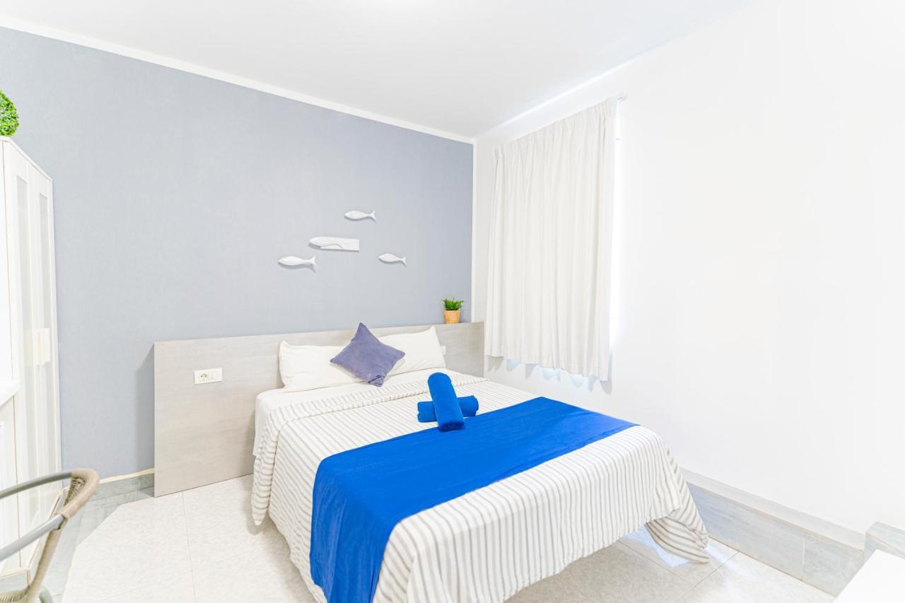 Hostel Neon Tenerife Guaza ภายนอก รูปภาพ