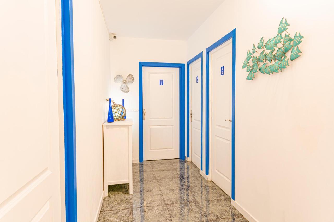 Hostel Neon Tenerife Guaza ภายนอก รูปภาพ
