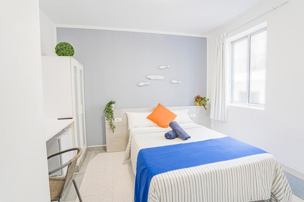 Hostel Neon Tenerife Guaza ภายนอก รูปภาพ