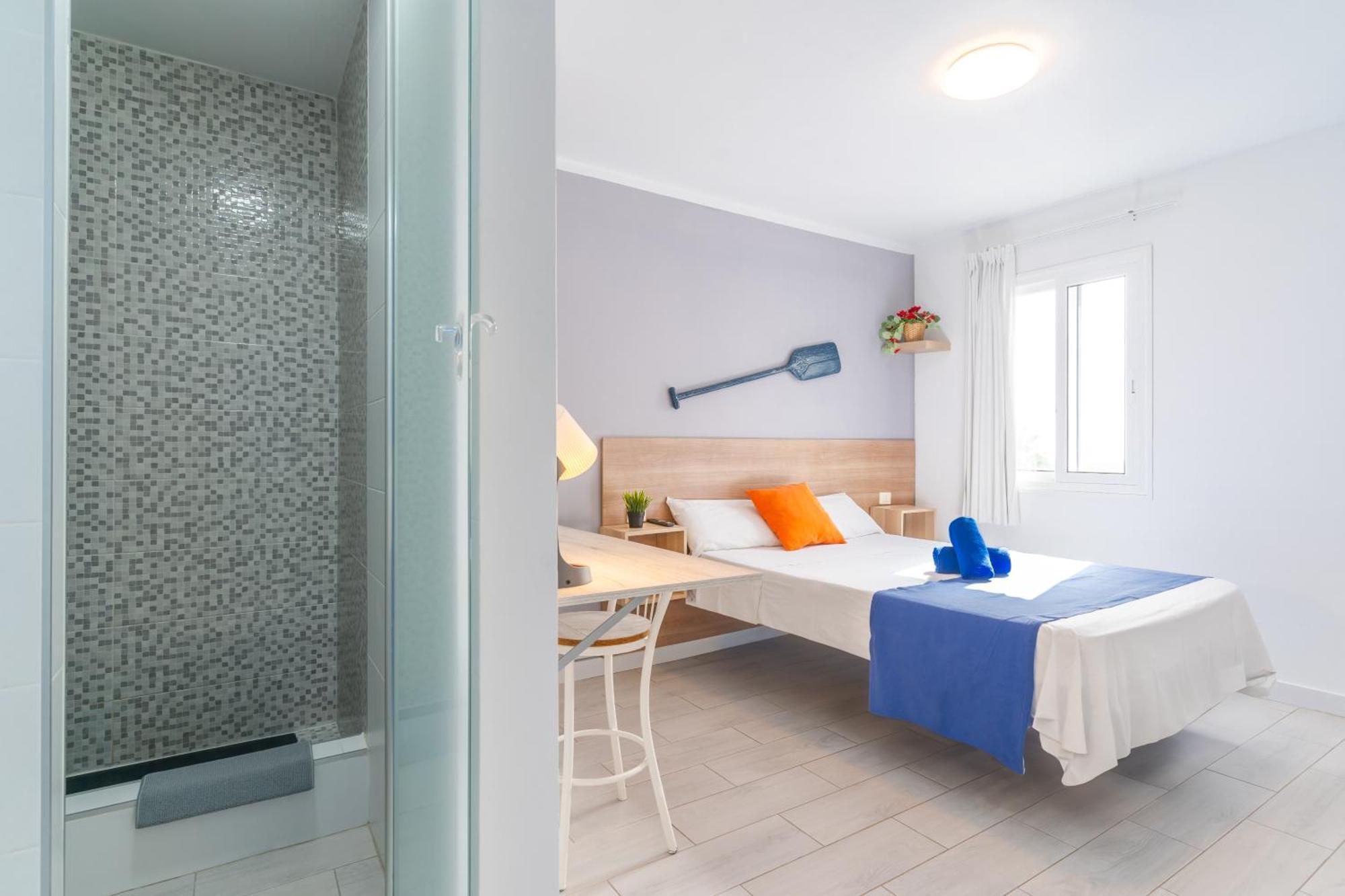 Hostel Neon Tenerife Guaza ภายนอก รูปภาพ